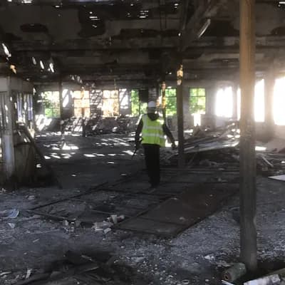 David Bell Trading As Roars Ripping Out & Removal Services — waste collection