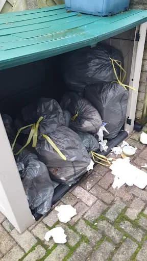 Absolute Rubbish Solutions Ltd — waste collection