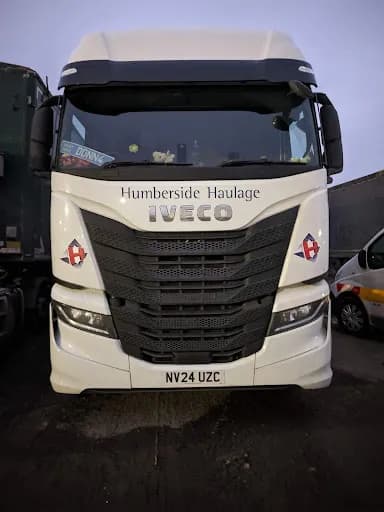 A.p.l. (Humberside) Haulage Limited — waste collection