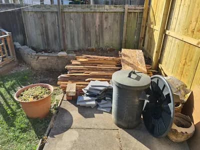 Daniel Green Trading As Dg Rubbish and Waste Removal Services — waste collection
