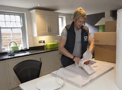 Wesley Le Poer Trading As 4 Removals — waste collection