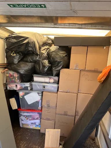 Mark Wynne Trading As M W Removal Services — waste collection