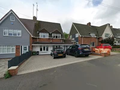 Steven Davies Trading As 1st Choice Skip Hire — waste collection