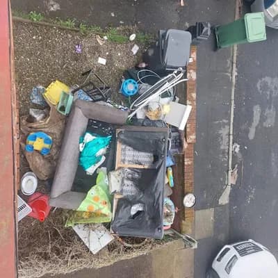 Daniel Keen Trading As Rubbish Bros — waste collection