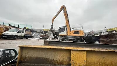 7/11 Metal Recycling Limited — waste collection