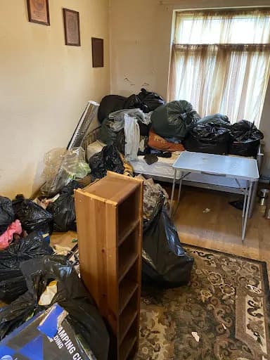 Rebecca Coyne Trading As D & R House Clearance Specialists — waste collection