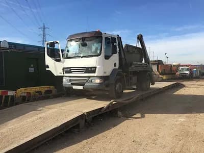 Hunsdon Skip Hire Ltd — waste collection