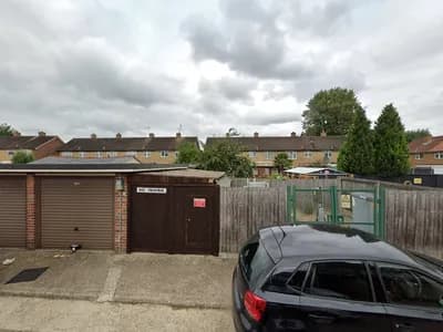 UK Skip Hire — waste collection