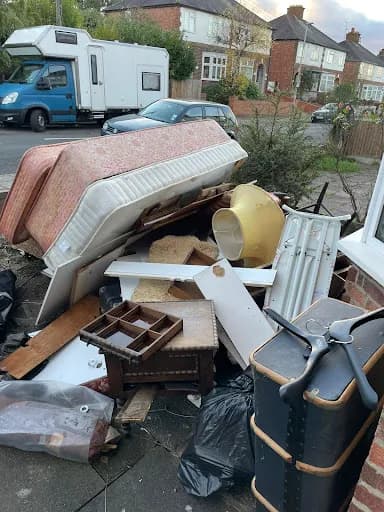 Leicester Clearance and Waste Removals — waste collection