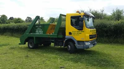 D & A Skips — waste collection