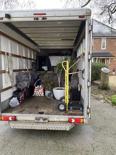 Richard Hunt Trading As Mdl Removals — waste collection
